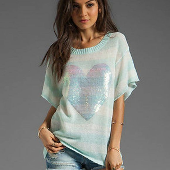 WILDFOX Bridgitte SEQUIN HEART Lake House Sweater - Picture 3 of 3